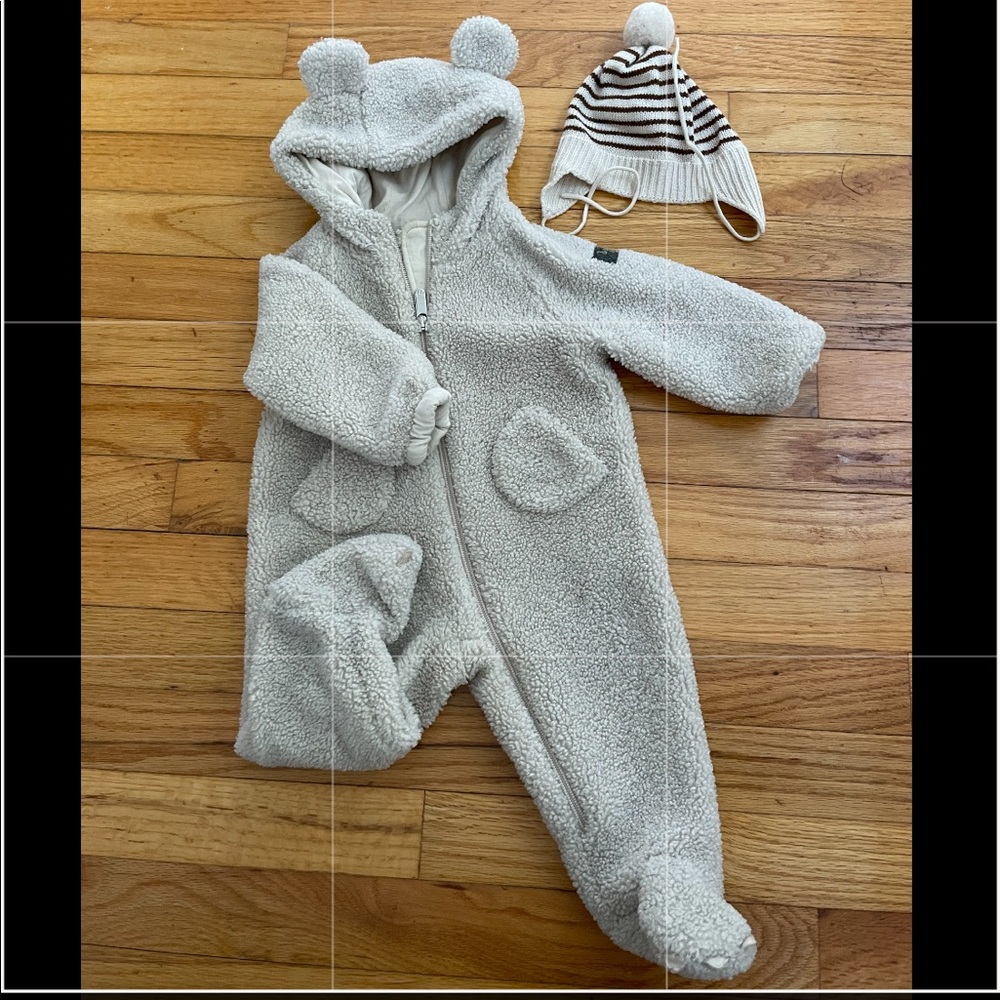 Il Gufo snowsuit beige. Teddy. Size 6 Months. IncludingFUB HatWool. 4-6 months.